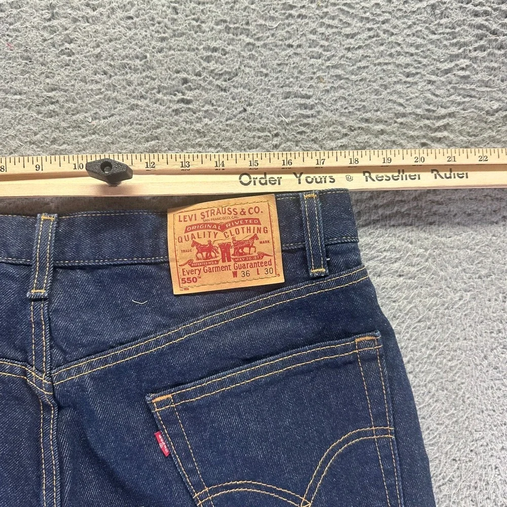 Vintage Levi's 550 Jeans Mens 36x30 Blue Cotton Denim Straight Relaxed Fit USA